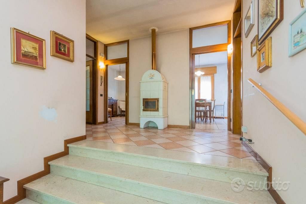 Casa – Bassano del Grappa, Ca' Baroncello, Pilastroni - Vista 5