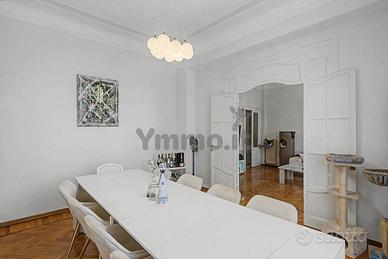 Appartamento di 123 m² con 3 locali e posto auto a