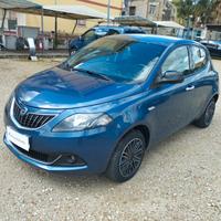 Lancia Ypsilon 1.0 FireFly 5 porte S&S Hybrid Gold