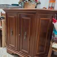 piccola credenza