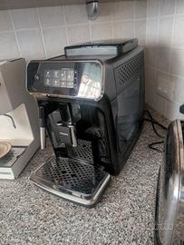 Philips Serie 2200 Macchina da caffè automatica
