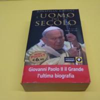 L'uomo del secolo, Giovanni Paolo II il grande,