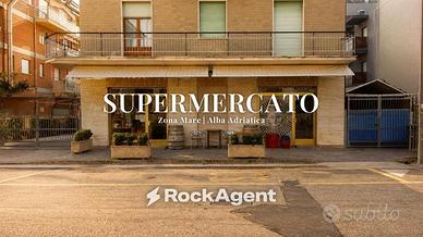 Attività / Licenza di 175 m² con 1 locale a Alba A