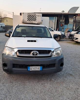 Toyota Hilux 2.5 D-4D 2WD 2p. Chassis & Cab 2010