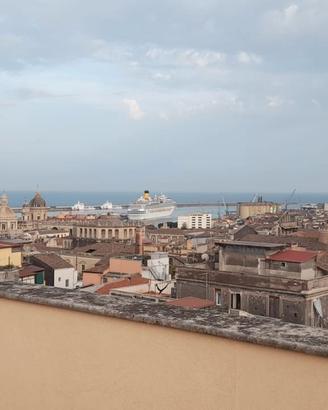 SuperAttico Panoramico con Garage Centro Storico