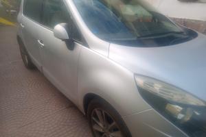 RENAULT Scénic 3ª serie - 2010