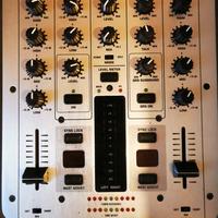 mixer behringer vmx 200