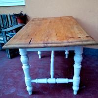 vecchio tavolo di pino 
