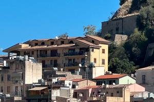 Appartamento a Regalbuto (EN)