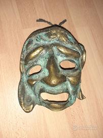 Maschera greca di bronzo 