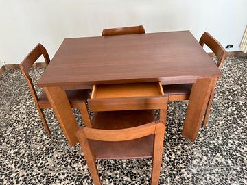 Tavolo in legno