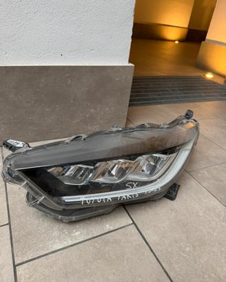 Faro yaris