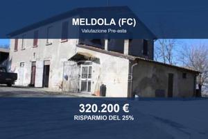 Immobile in asta di 425466 m² con più di 5 locali 