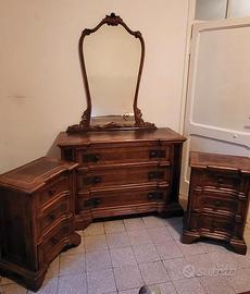 letto comò e comodini 