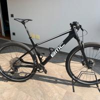 BMC Fitness / Urban Bike -freni disco / Shimano