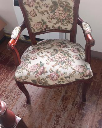  poltroncina anni 70 in legno e tessuto 