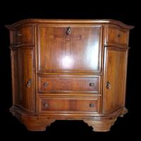 Secretaire Antico in noce e maniglie in ottone