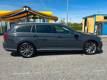 Passat SW GTE Plug-in Hybrid 1400cc