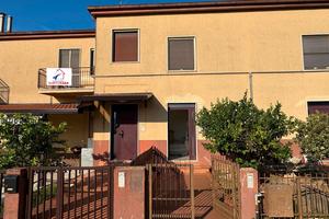 Campomarino-Ingresso ind.109mq con giardino e box