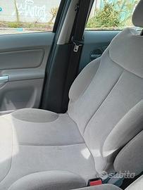 Citroen C3 1400 benzina automatica.