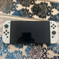 Nintendo switch modello oled