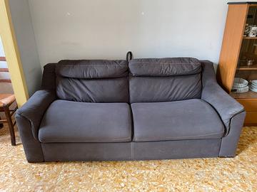 Divano letto in alcamtara