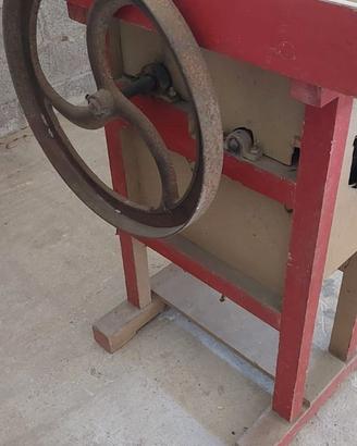 sgranatoio molto robusto IN LEGNO PREGIATO