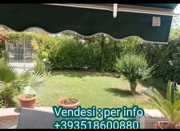 Villa a pochi passi dal mare Ionio