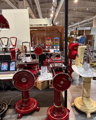 Affettatrici Berkel completamente restaurate,