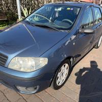 Fiat Punto 1.3 Multijet 2005 GANCIO TRAINO