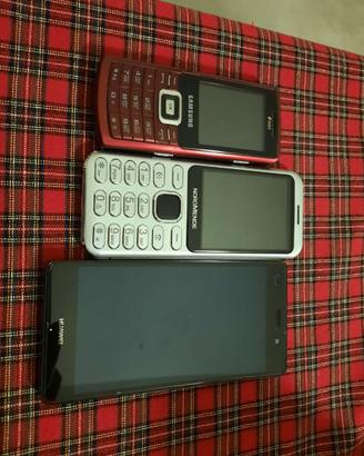 3 telefoni Samsung Huawei Nordmende in buone condi