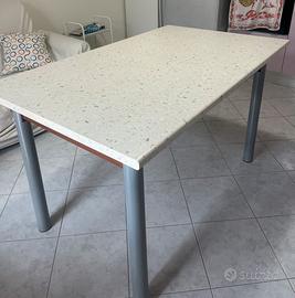 Tavolo