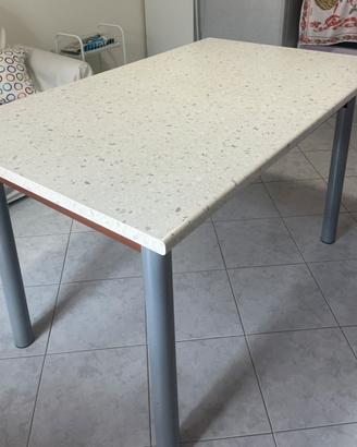 Tavolo