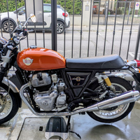 Royal endfield interceptor 650 perfetta