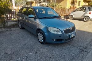 skoda Fabia gpl di fabbrica neopatentati 63kw