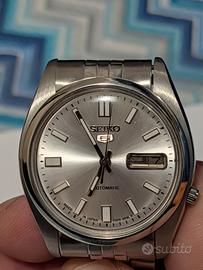 SEIKO 5 Automatic "Silver Sunray" – Eleganza
