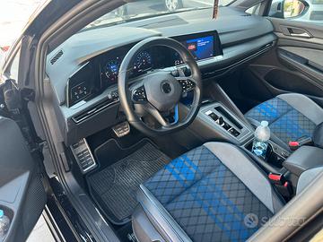 Golf r