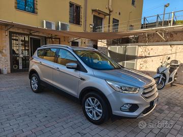 Ford Kuga 1.5 TDCI 120 CV S&S 2WD Plus