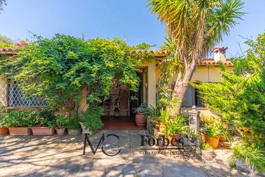 San Teodoro | Villa indipendente con ampio giardin