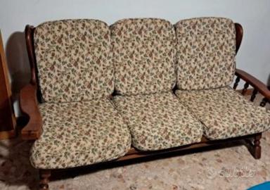 divano piu poltrone 