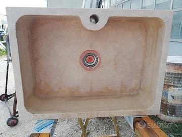 Lavello in marmo Travertino