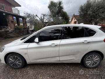 BMW 216d luxury