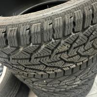 Pneumatici invernali 195/50 R15