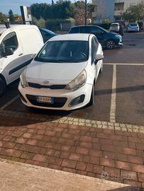 kia Rio 1.1 crdi 5 porte