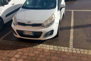 kia Rio 1.1 crdi 5 porte