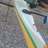 Canoa K2 e carrellino di trasporto