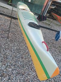 Canoa K2 e carrellino di trasporto