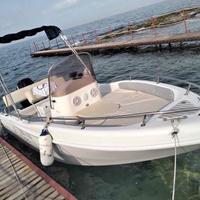 Imbarcazione fuoribordo motore Mercury F115