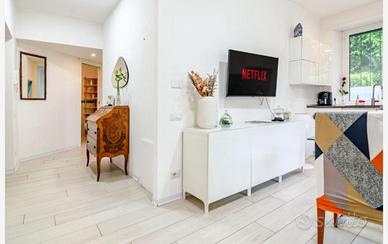 Stanza in appartamento ristrutturato Prati