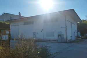 capannone industriale
